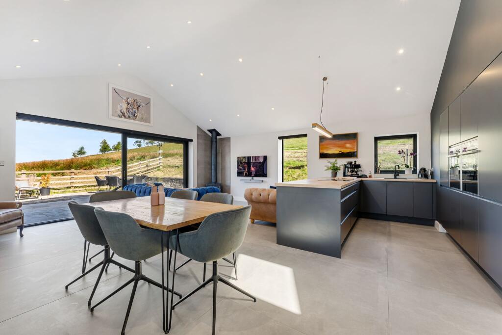 Additional image 4 of The Lodge, Little Stanrose Farm, Cox Green Road, Egerton, Bolton, BL7