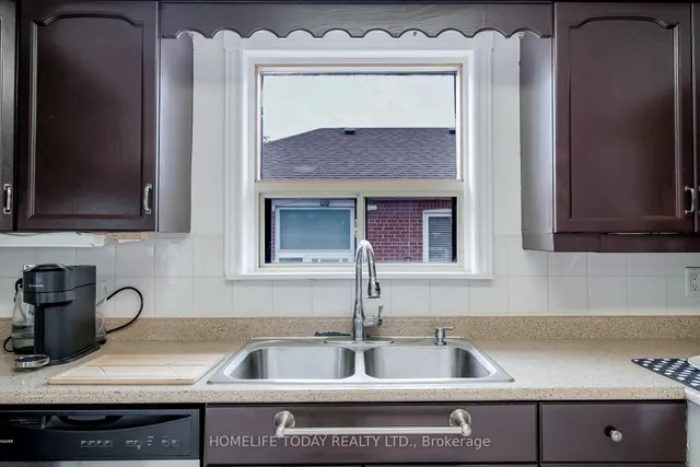 Additional image 19 of 115 Shropshire Dr