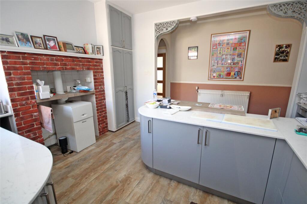 Additional image 5 of Highlands Road, Barton on Sea, New Milton, Hampshire, BH25