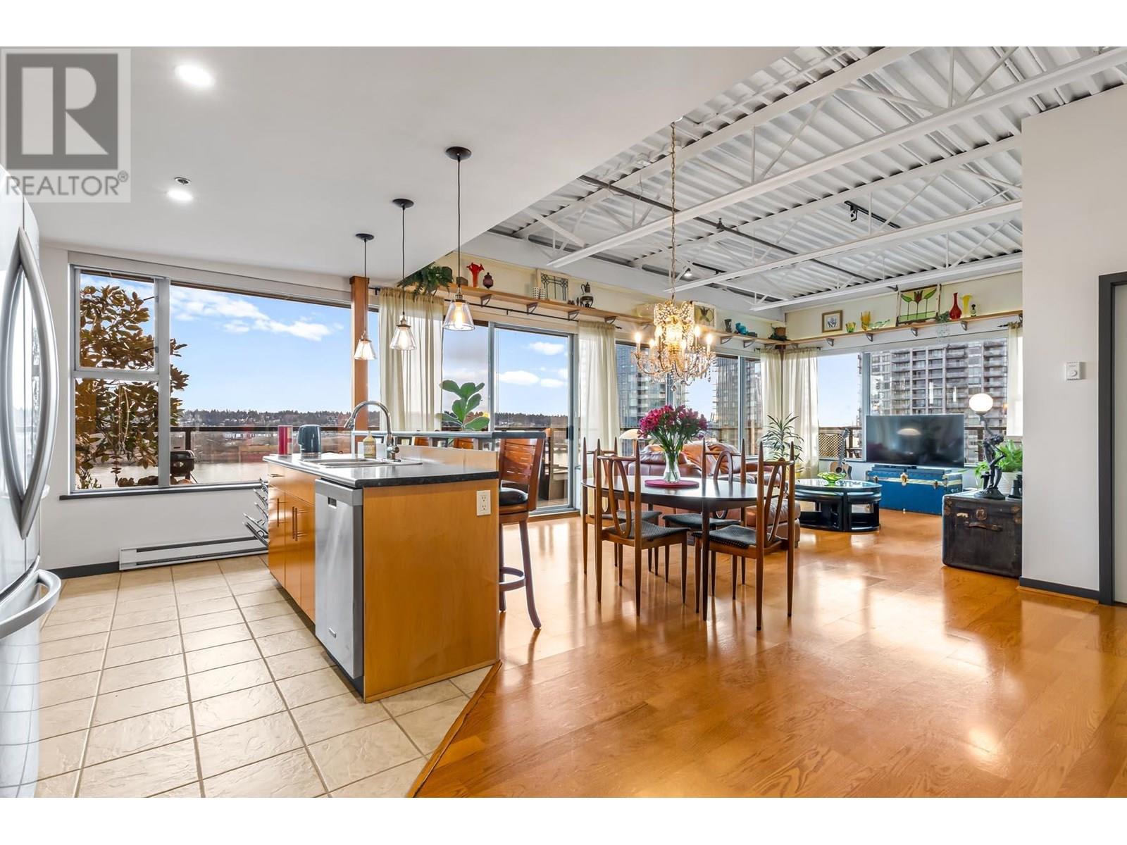 505 549 COLUMBIA STREET|New Westminster, British Columbia V3L1B3