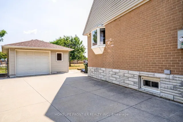 Additional image 37 of 23 Henley Cres