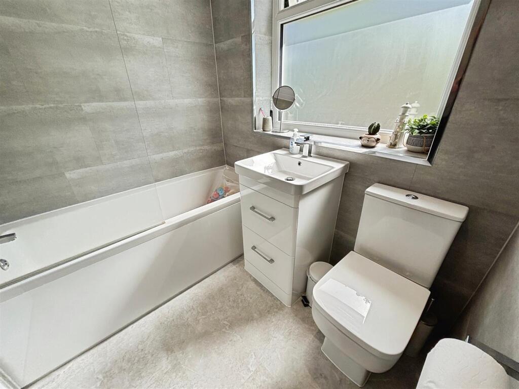 Additional image 13 of Ascot Drive, Bradford, BD7 4NN