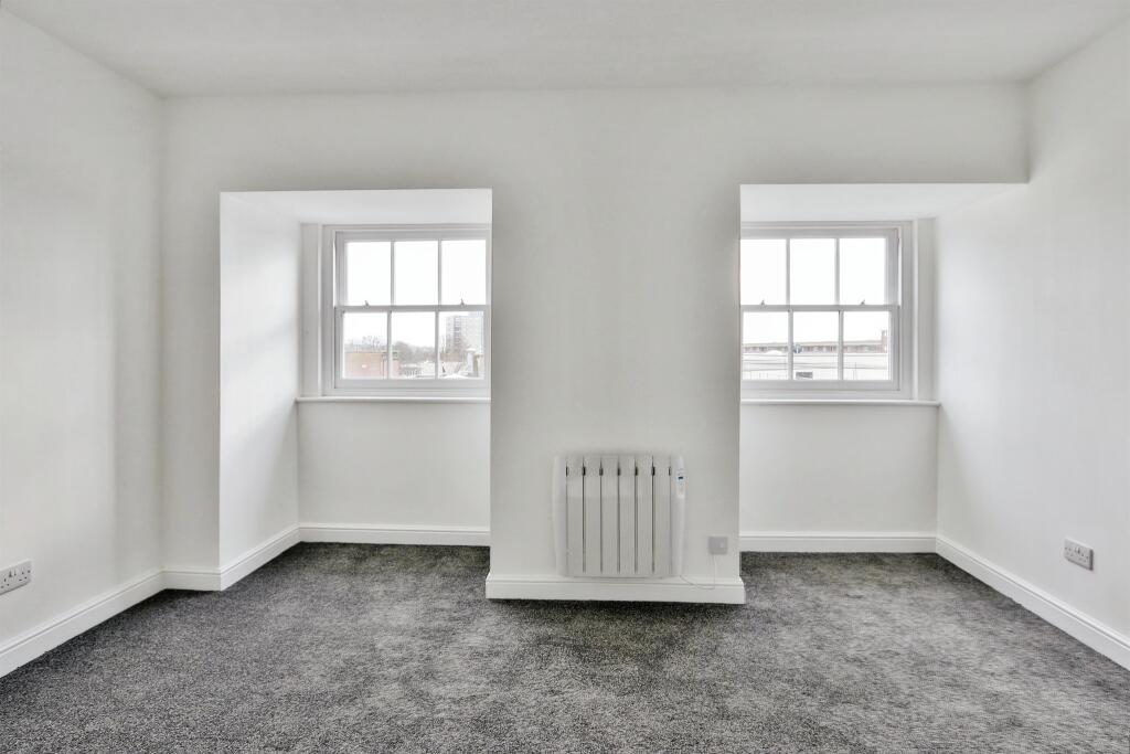 Additional image 3 of High Street, Poole