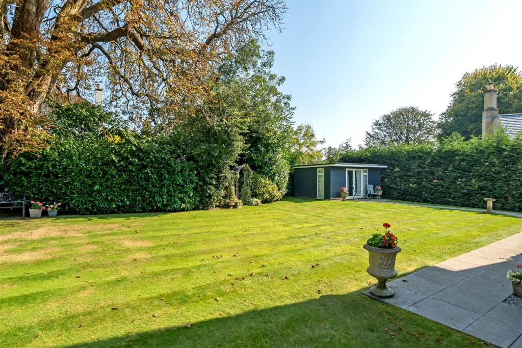 Additional image 5 of Rowlands Hill, Wimborne