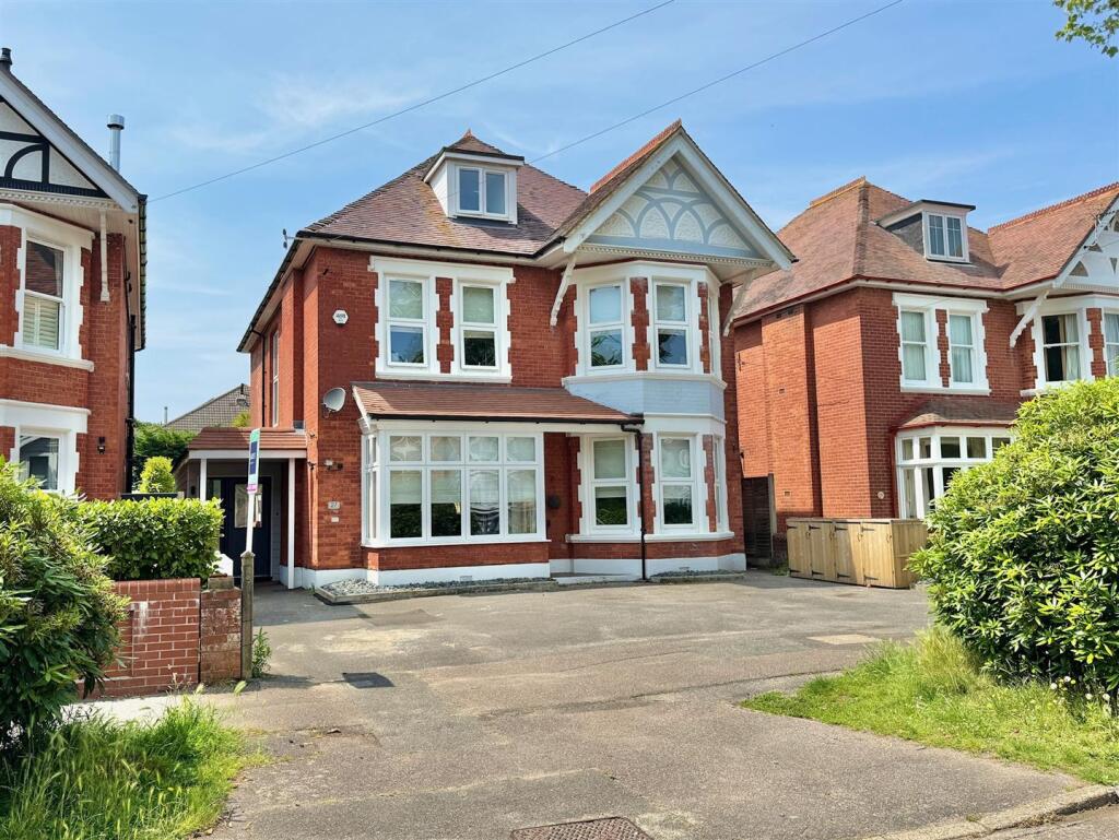 Additional image 8 of Grand Avenue, Bournemouth