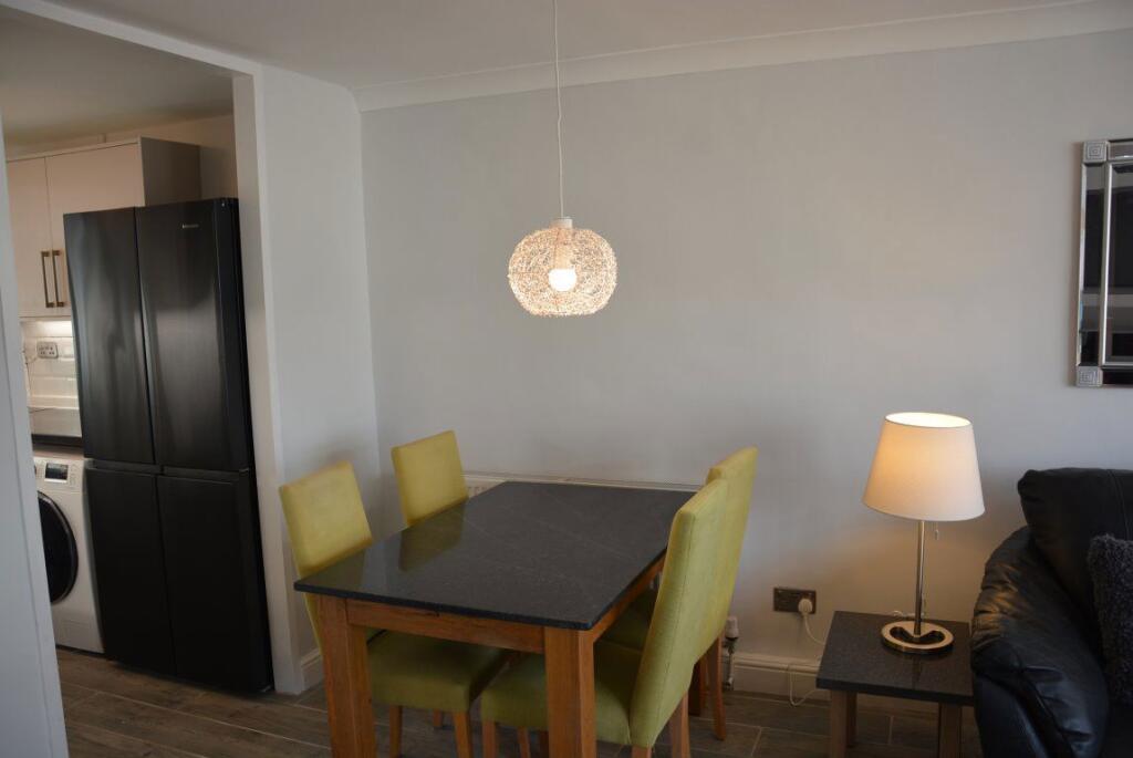 Additional image 5 of F13 Louis Court, B67