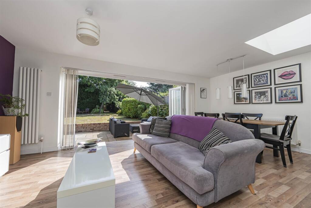 Additional image 4 of How Wood, Park Street, St. Albans