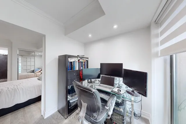 Additional image 14 of 8 Park Rd Unit 2515