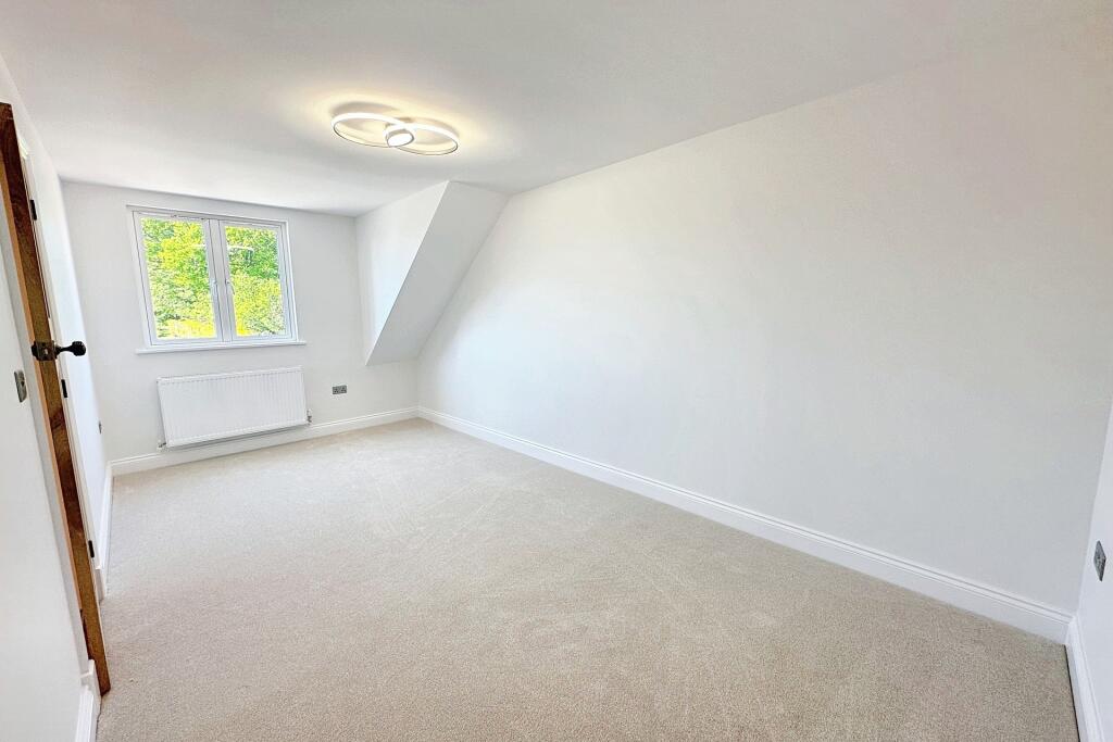 Additional image 16 of Verwood