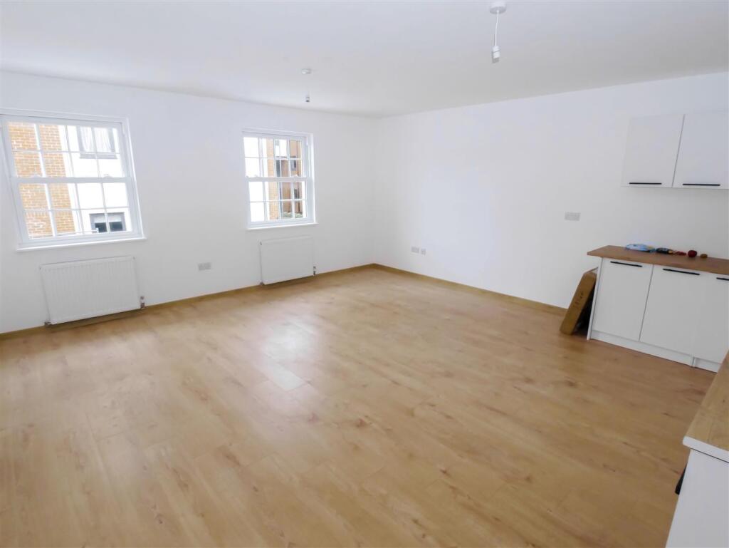 Additional image 9 of Surrey Street, Littlehampton