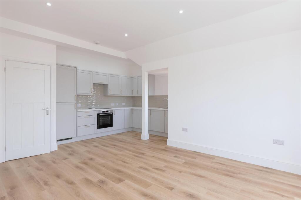 Additional image 16 of Pembury Road, Worthing, BN14 7DN