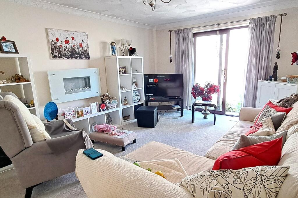 Additional image 4 of Shoreacre Marine Drive East Barton on Sea BH25 7DT