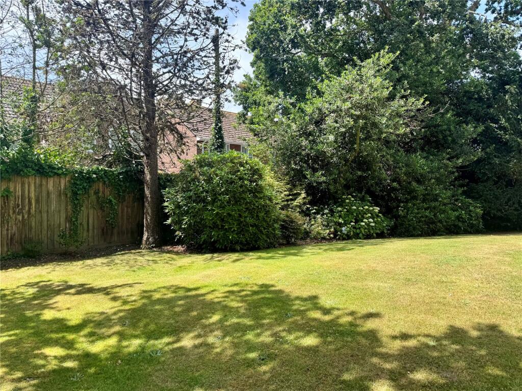 Additional image 7 of Caslake Close, New Milton, Hampshire, BH25