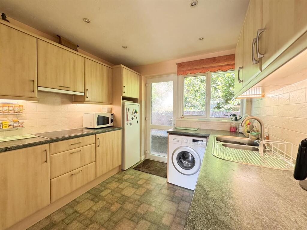 Additional image 4 of Beverington Close, Eastbourne BN21 2SB