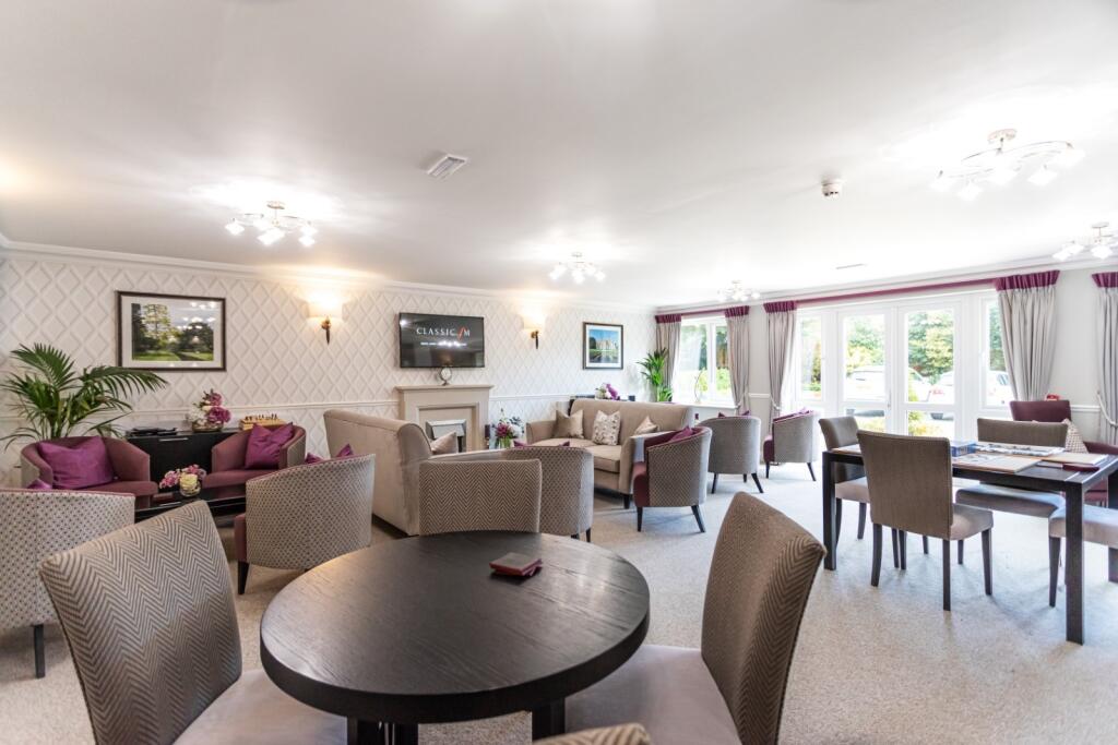 Additional image 12 of Rothesay Lodge, Stuart Road, Highcliffe, Dorset. BH23 5FP