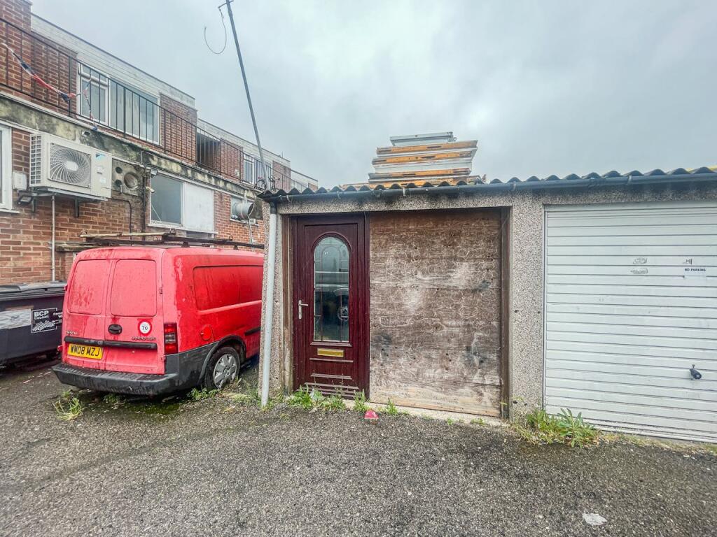 Additional image 5 of 288/288C Wallisdown Road, Bournemouth, BH11 8PN