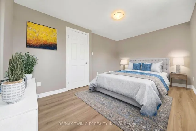 Additional image 13 of 28 Uxbridge Cres