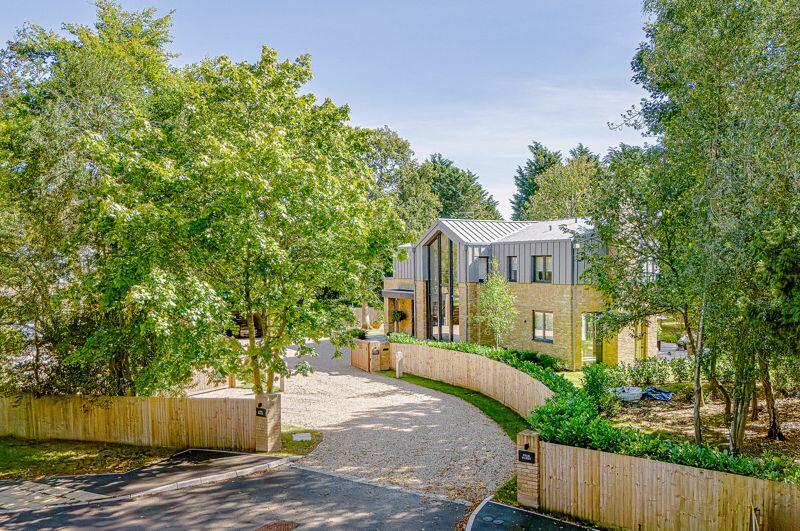 Additional image 24 of Essendon, Hertfordshire, AL9