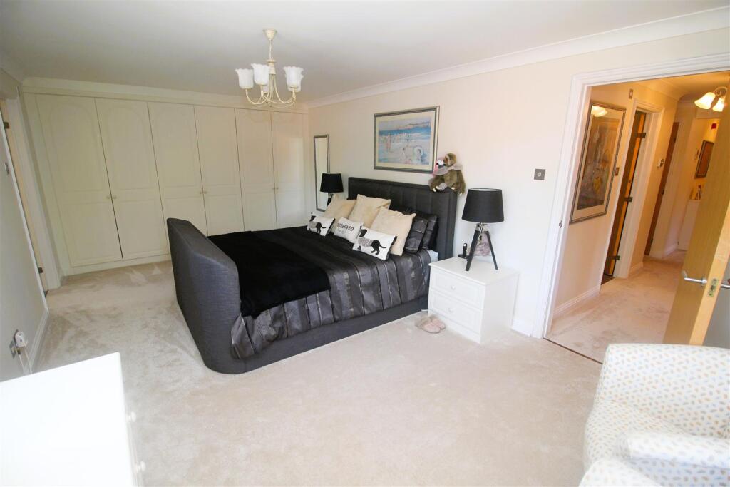 Additional image 18 of Lake Avenue, Poole