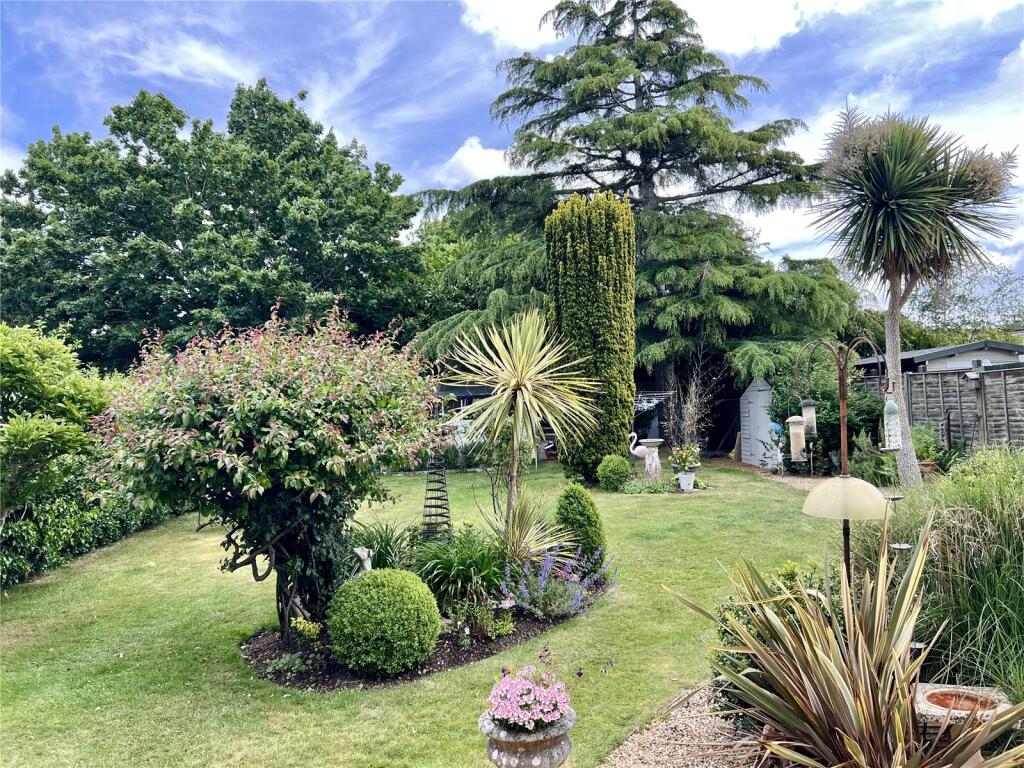 Additional image 20 of Pine Crescent, Highcliffe On Sea, Christchurch, Dorset, BH23