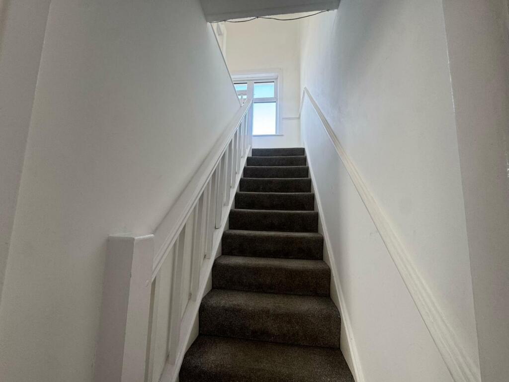 Additional image 15 of LARGE Commercial and Residential Space