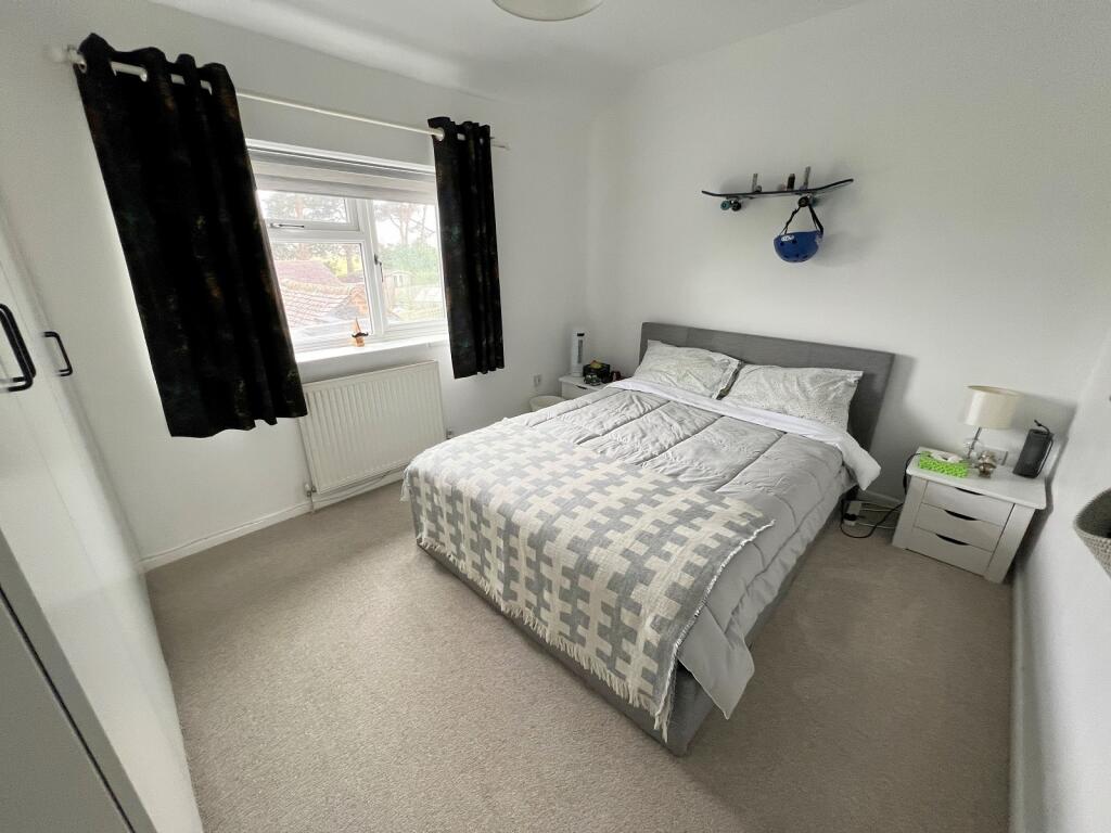 Additional image 12 of Lower Ashley Road, New Milton, Hampshire. BH25 5AD