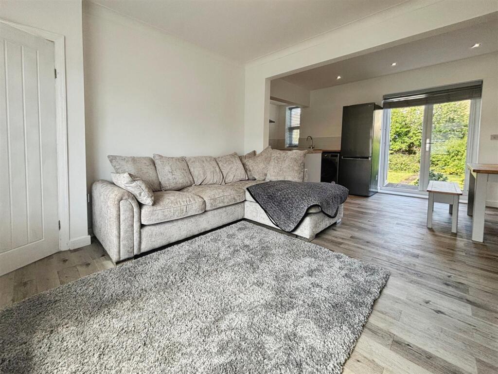 Additional image 4 of Mount Grove, Bradford, BD2 2JL