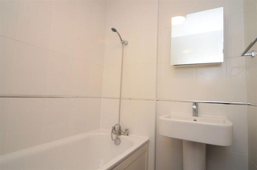 Additional image 6 of St Peters Street, St Albans, AL1