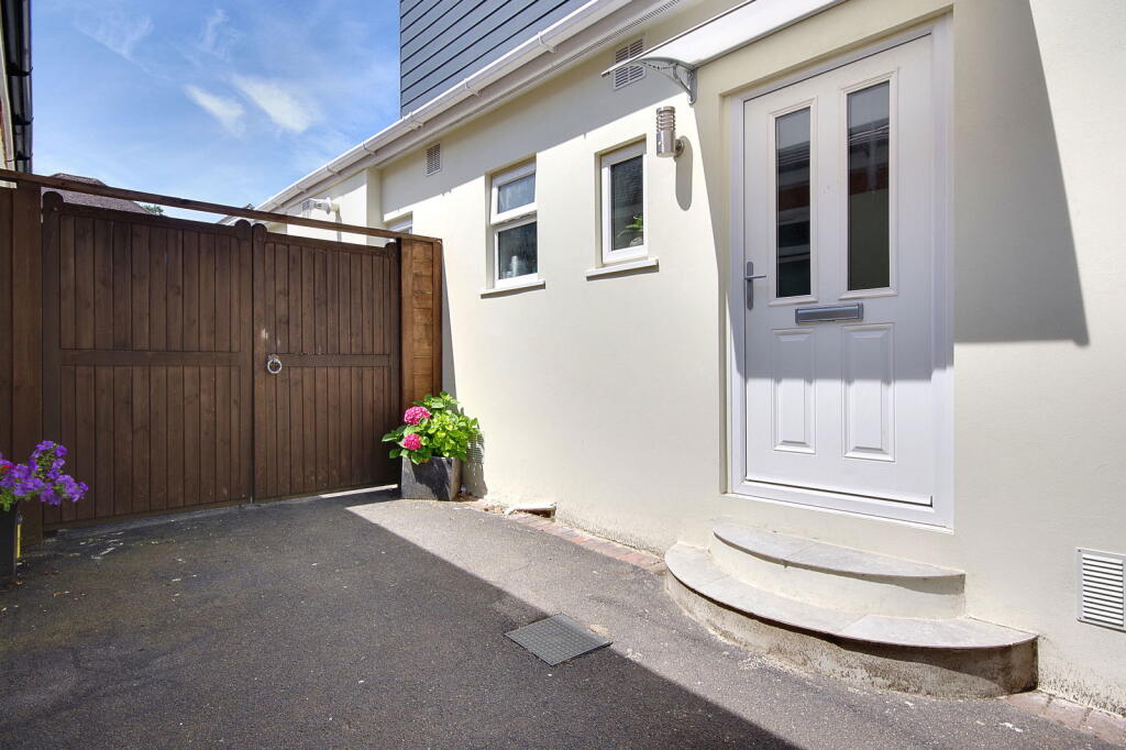 Additional image 4 of Strathmore Road, Bournemouth, BH9 3NT