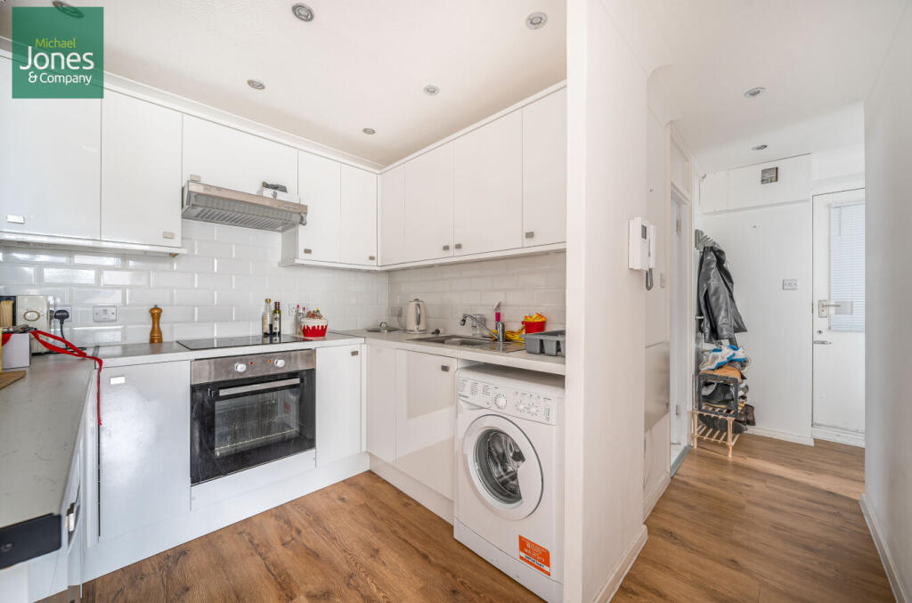 Additional image 8 of Knightsbridge House, Marine Parade, Worthing, West Sussex, BN11