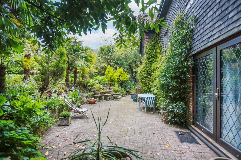 Additional image 24 of Withdean Road, Brighton, BN1
