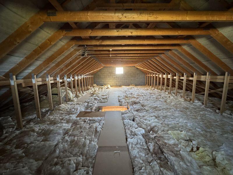 Additional image 28 of Spacious Bungalow With Potential To Convert Huge Loft Space Stpp - Quiet Location