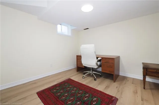 Additional image 35 of 48 Lynnvalley Cres