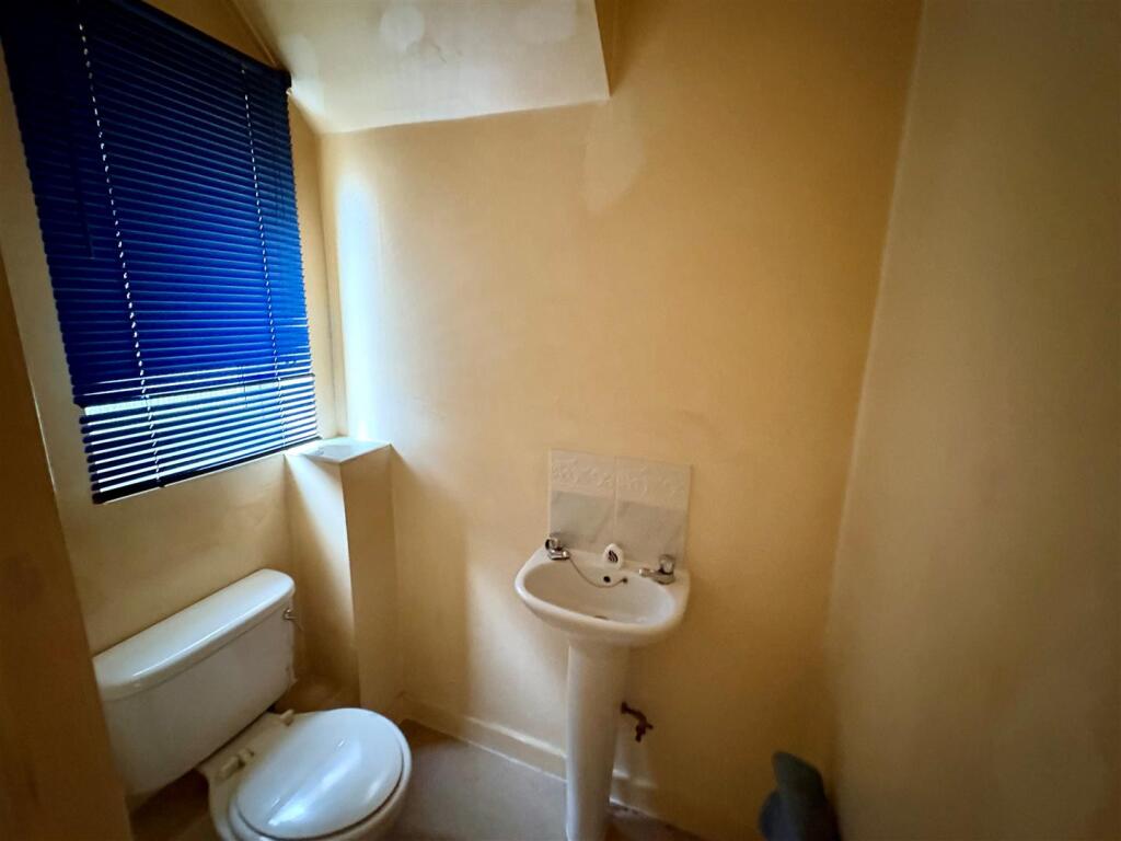 Additional image 7 of Ascot Drive, Horton Bank Top, Bradford