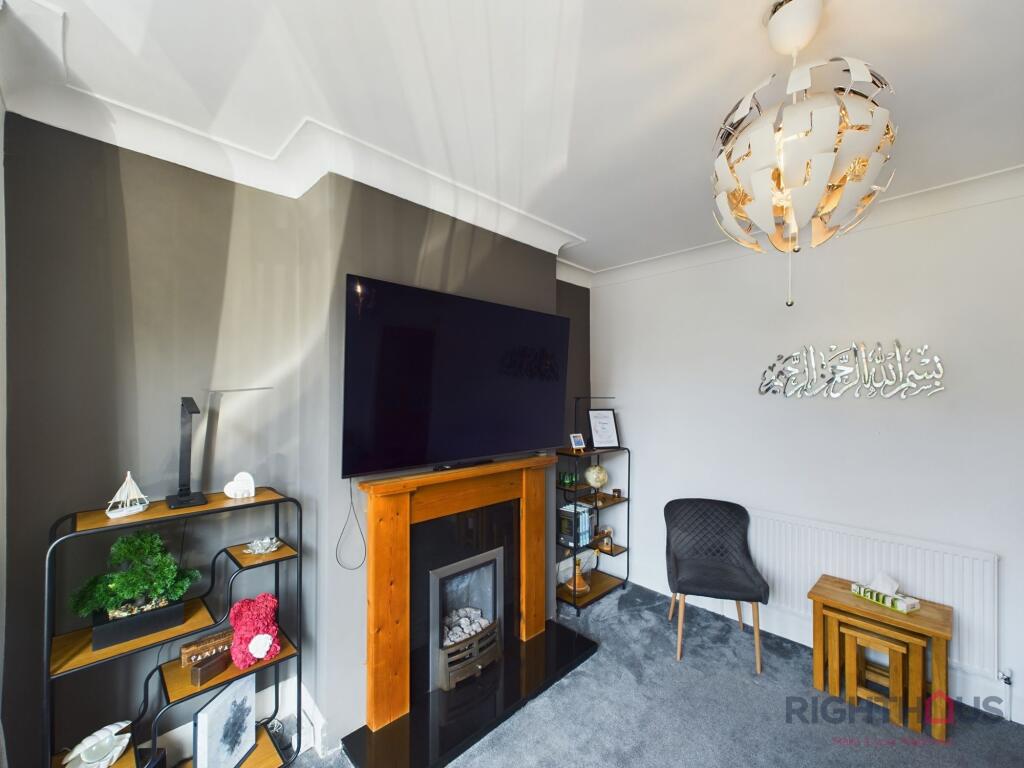 Additional image 5 of Ashtree Grove, Bradford, BD7