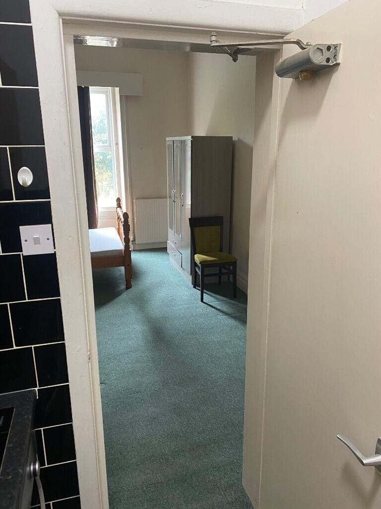 Additional image 9 of Knyveton Road, Bournemouth, Dorset, BH1