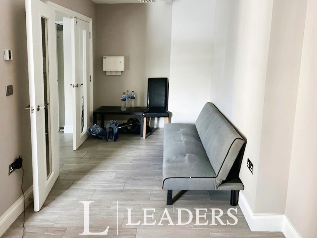 Additional image 8 of Green Diamond