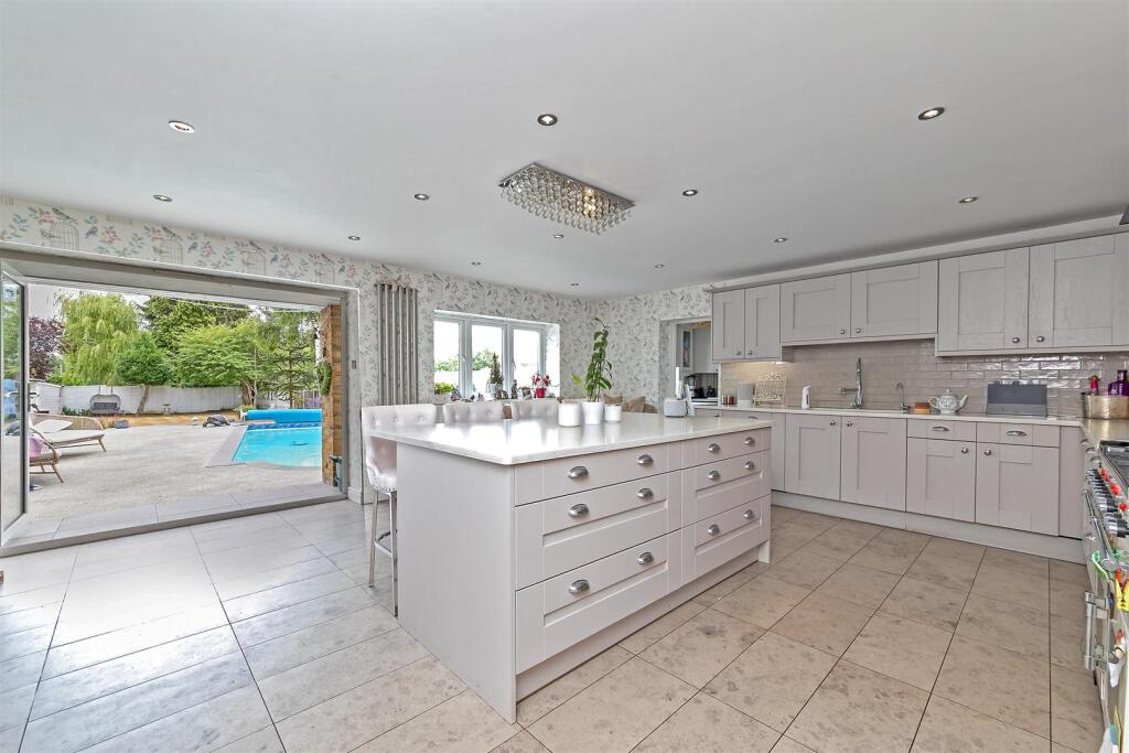 Additional image 5 of Watford Road, St. Albans