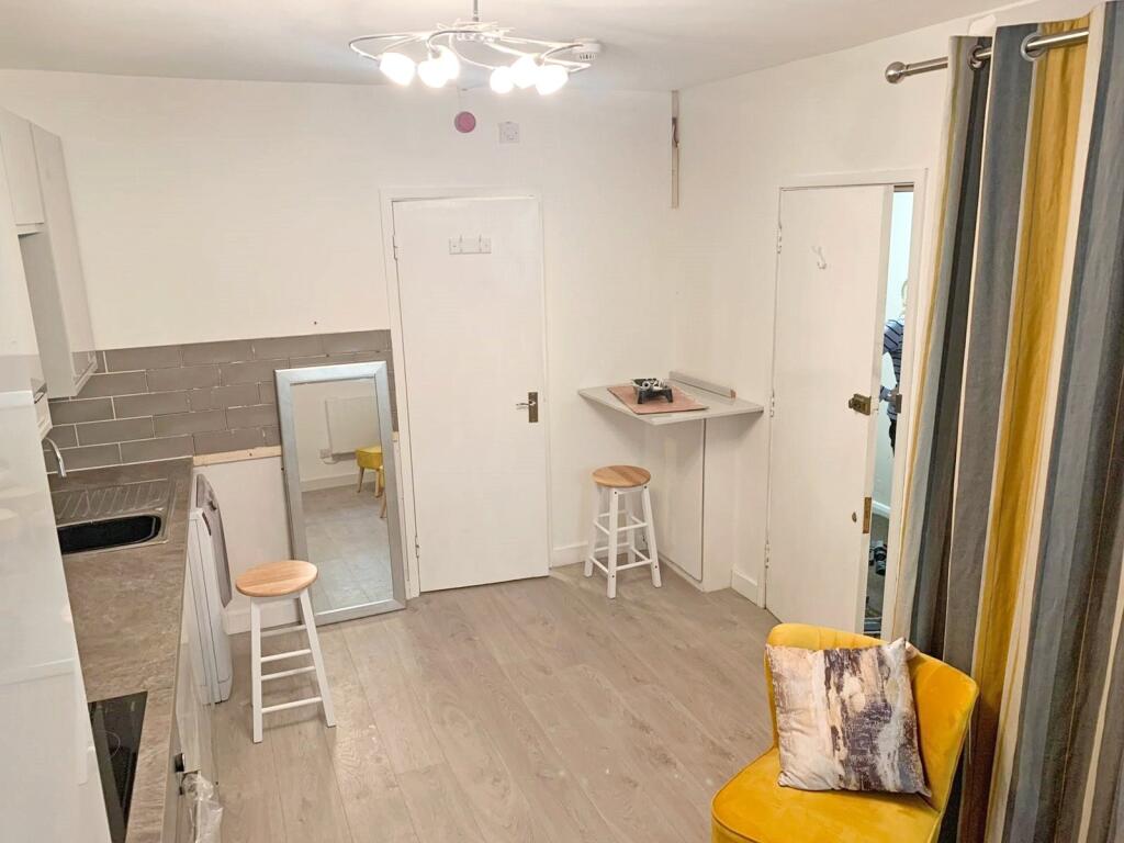 Additional image 8 of Oriental Place, Brighton, Sussex, BN1