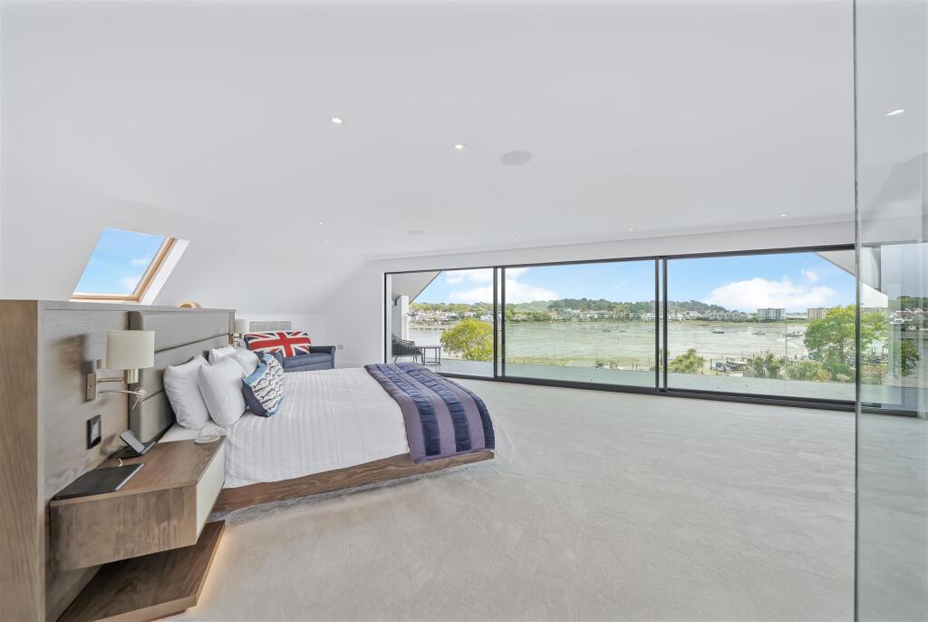 Additional image 18 of Elms Avenue, Lilliput