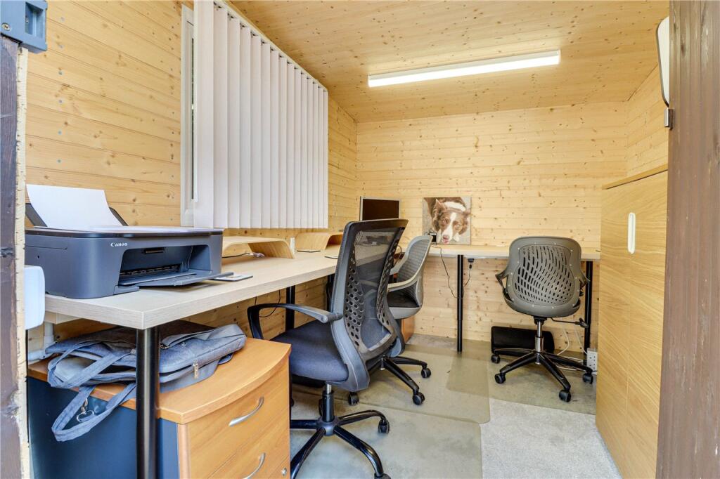 Additional image 14 of Chiswell Green Lane, St. Albans, Hertfordshire, AL2