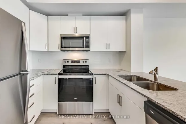 Additional image 17 of 60 Charles St Unit 801