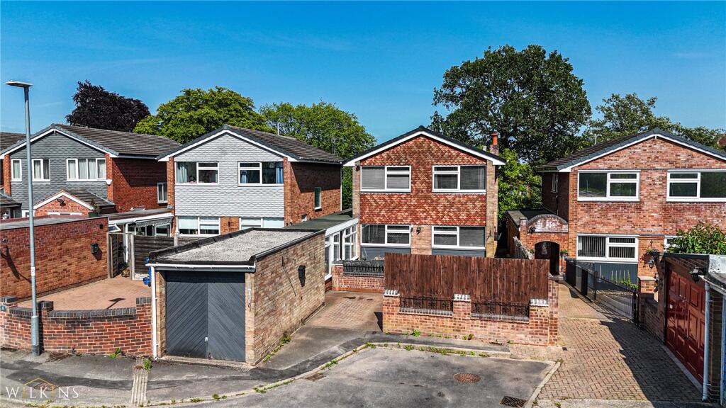 Additional image 36 of Hillcrest Close, Tamworth, Staffordshire, B79