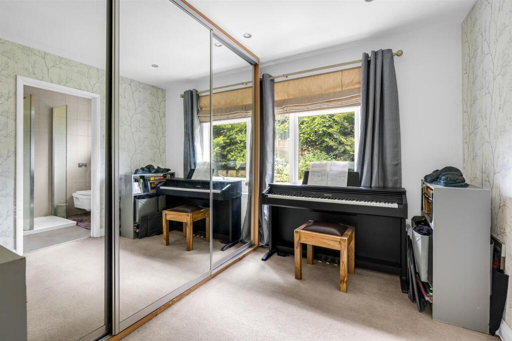 Additional image 19 of Turpins Ride, Welwyn