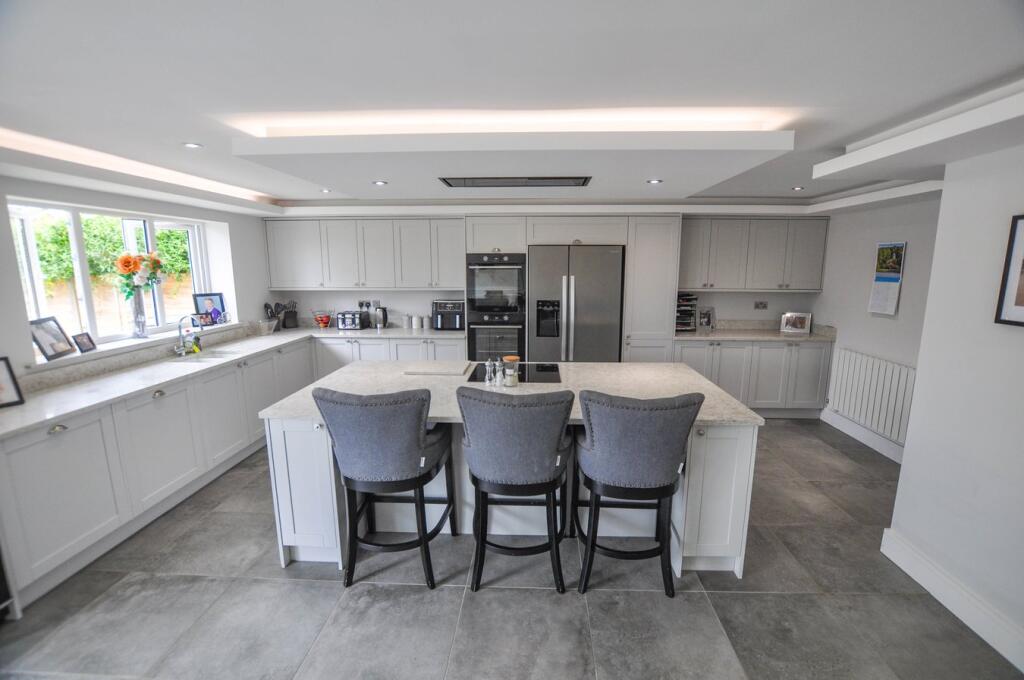 Additional image 2 of Wheelers Lane, Bearwood, Bournemouth, BH11