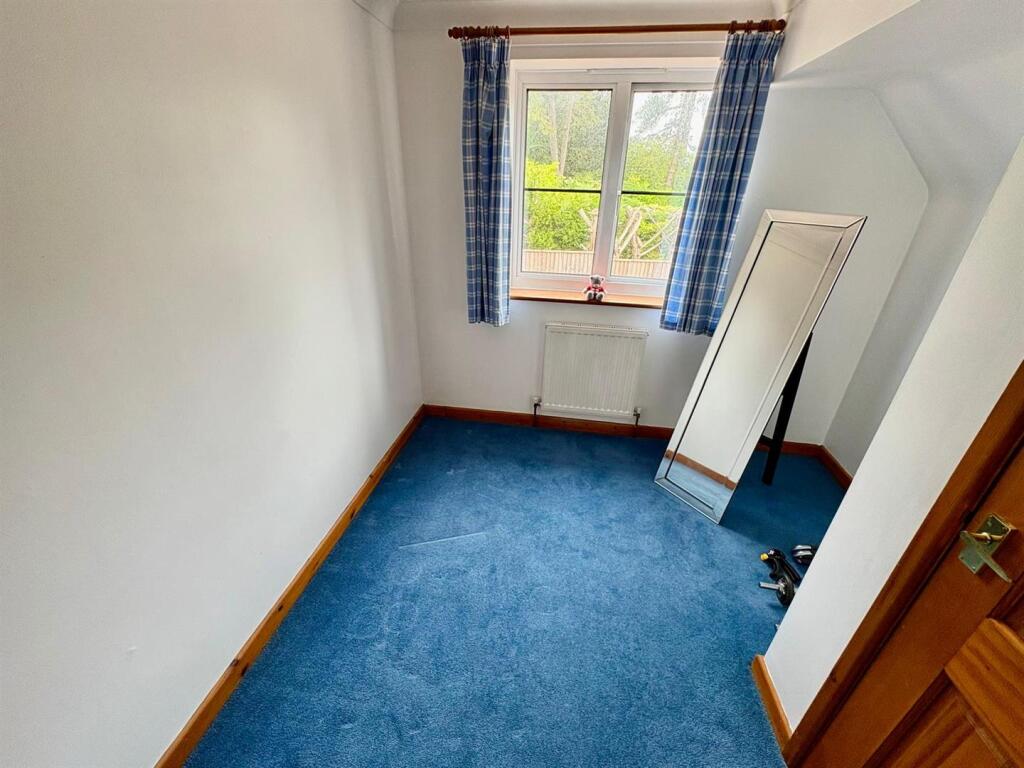 Additional image 13 of Horton