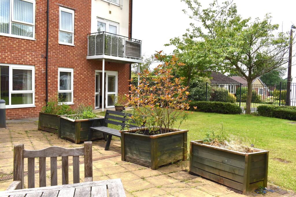 Property image for Hough Fold Way, Harwood
