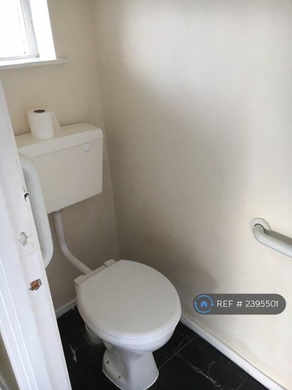 Additional image 16 of Parkway, Bradford, BD5