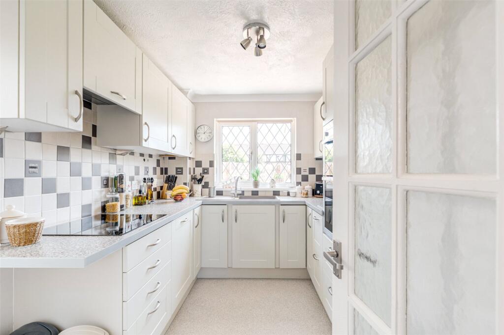 Additional image 13 of Longships, Littlehampton, West Sussex, BN17