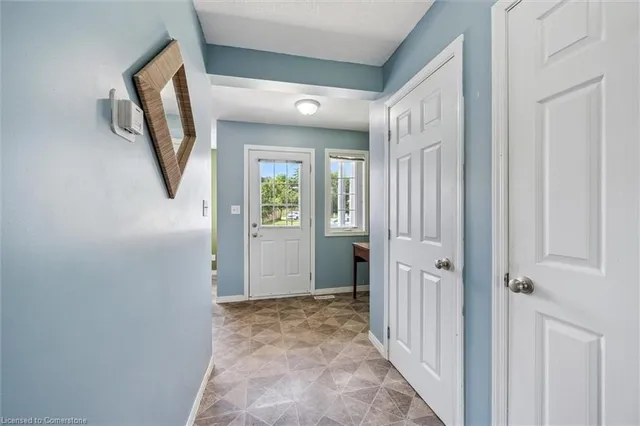 Additional image 4 of 23 Howe Dr Unit 8